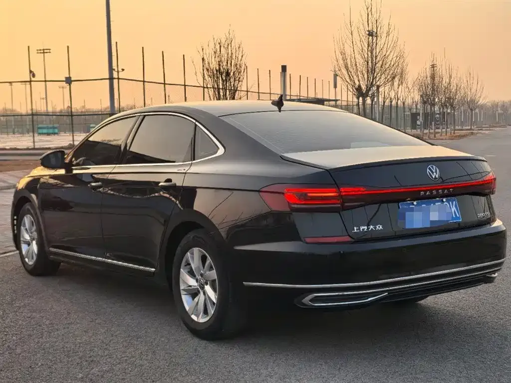Volkswagen Passat 2022 из CN, фото 8