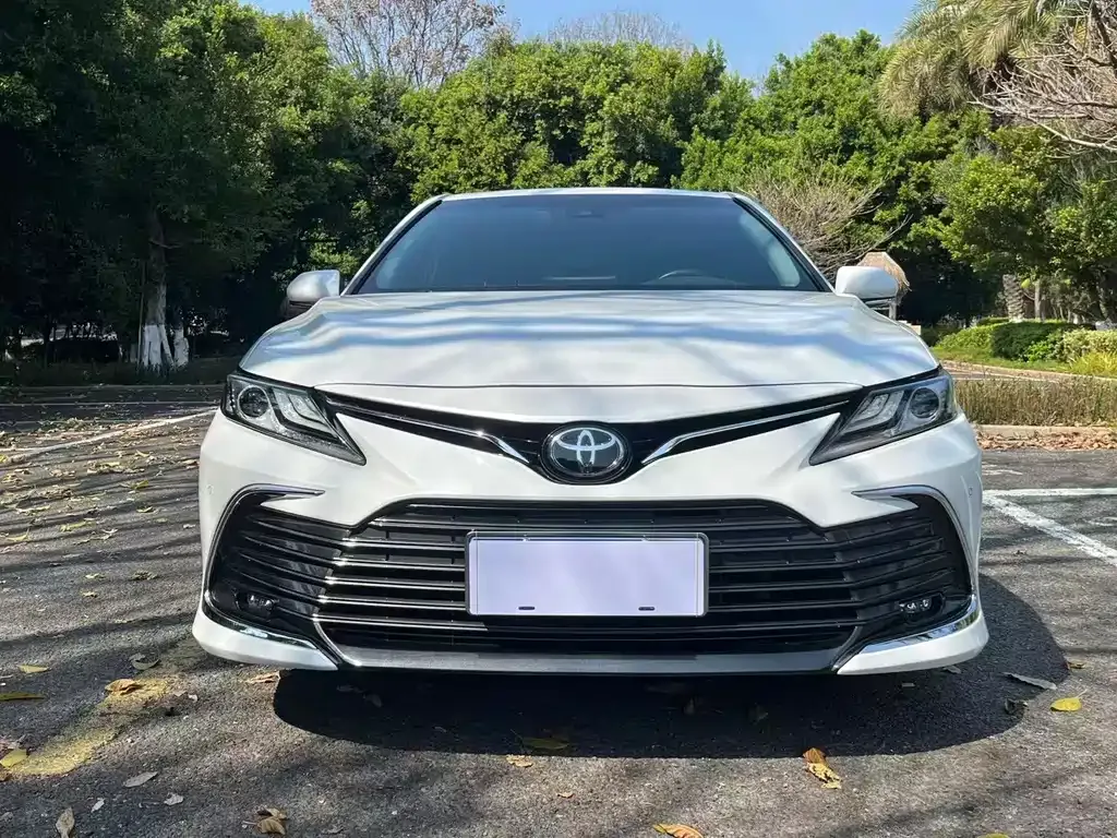 Toyota Camry 2023 из CN, фото 5