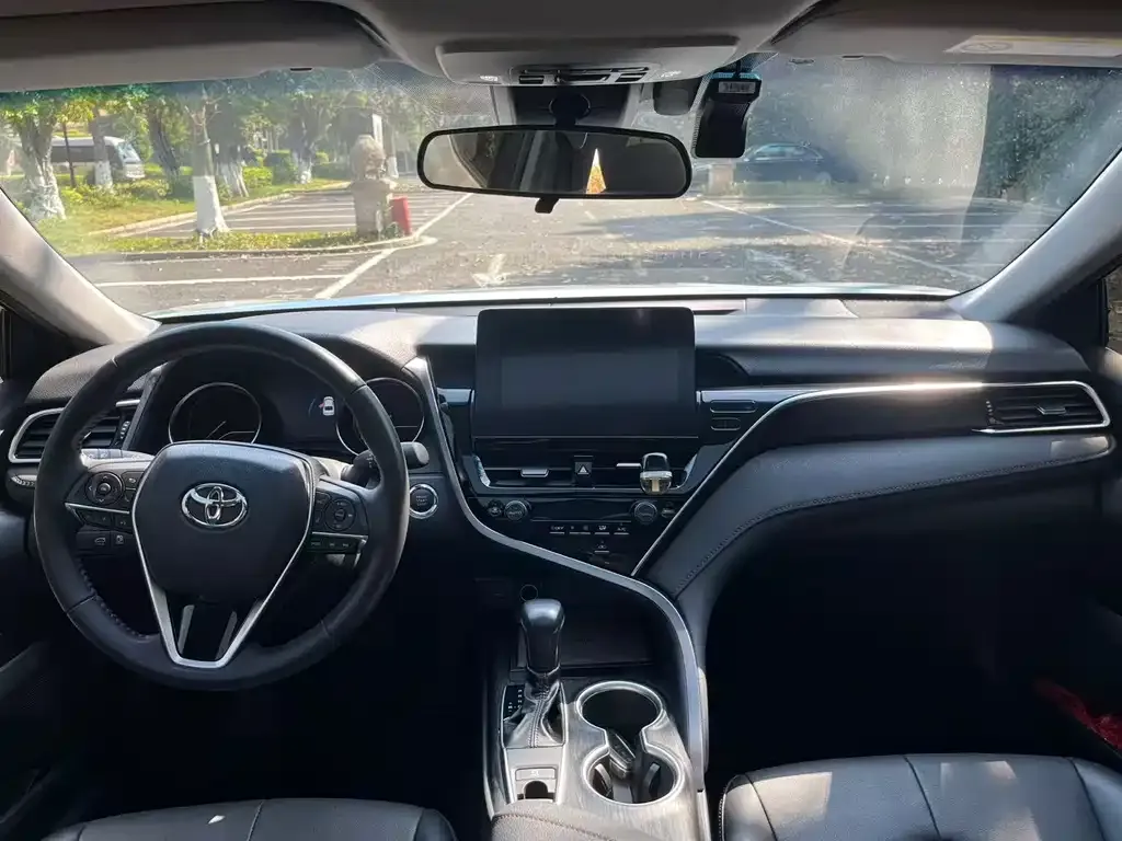 Toyota Camry 2023 из CN, фото 8