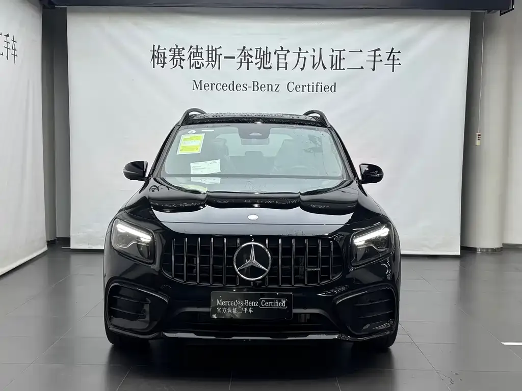 Mercedes-Benz GLB AMG — фото 1