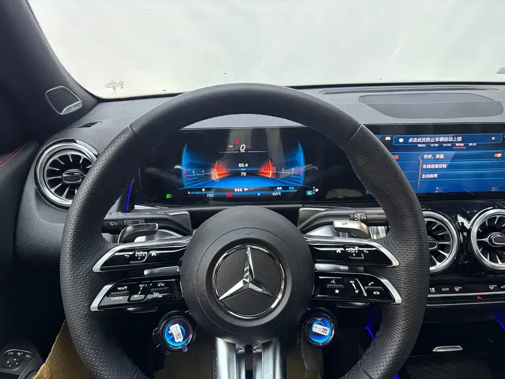 Mercedes-Benz GLB AMG — фото 3