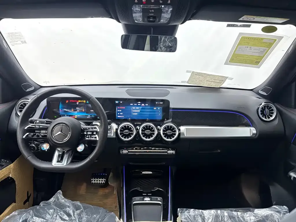 Mercedes-Benz GLB AMG — фото 8