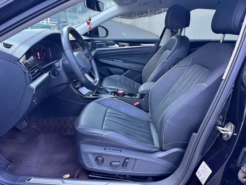 Volkswagen Passat — фото 3