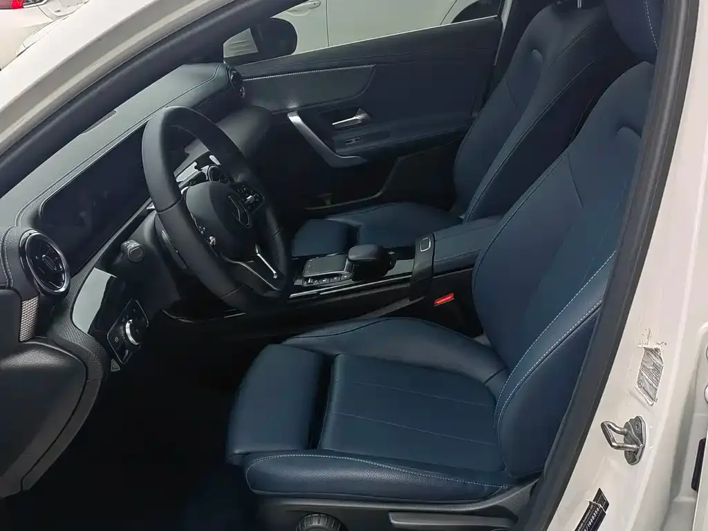Mercedes-Benz A-Class 2021 из CN, фото 6