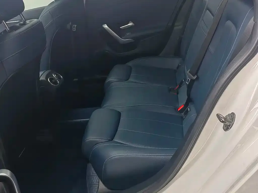 Mercedes-Benz A-Class 2021 из CN, фото 2