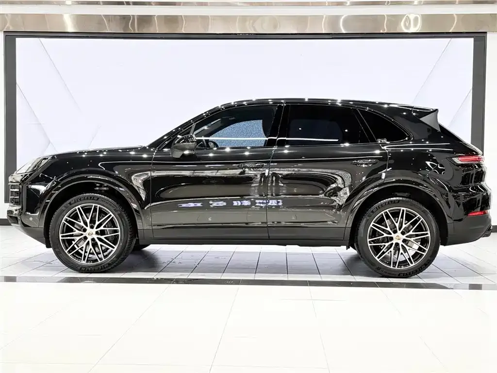 Porsche Cayenne — фото 4