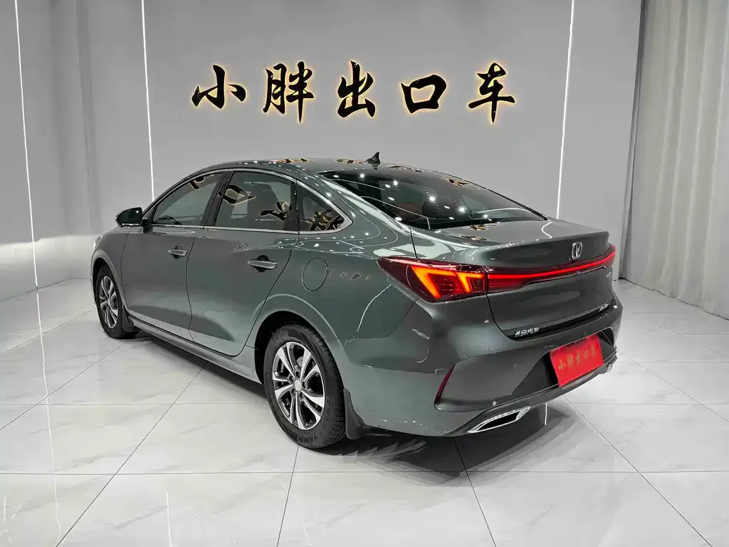 Changan Eado — фото 10