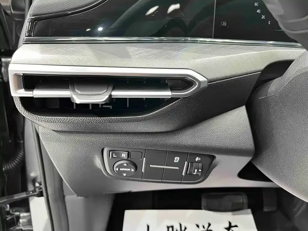 Changan Eado — фото 9
