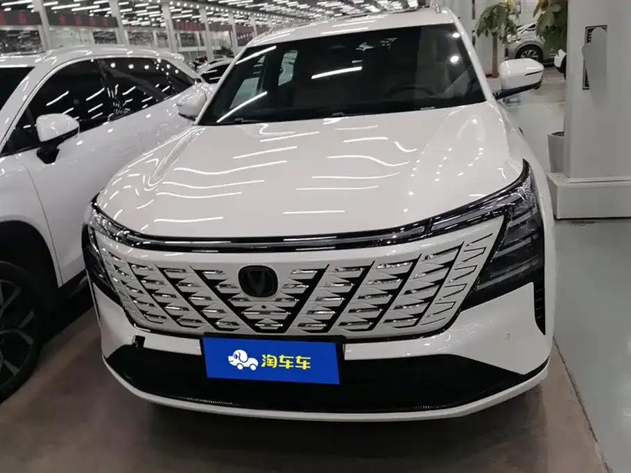 Changan CS75PLUS — фото 2