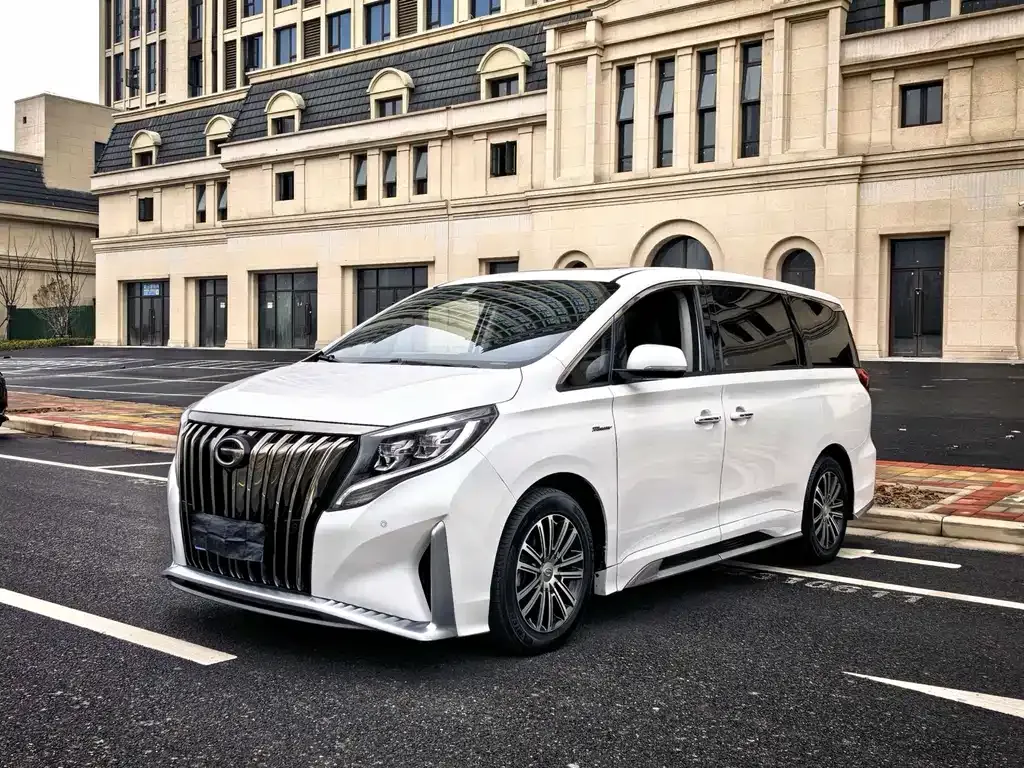 GAC Motor Trumpchi M8 — фото 1