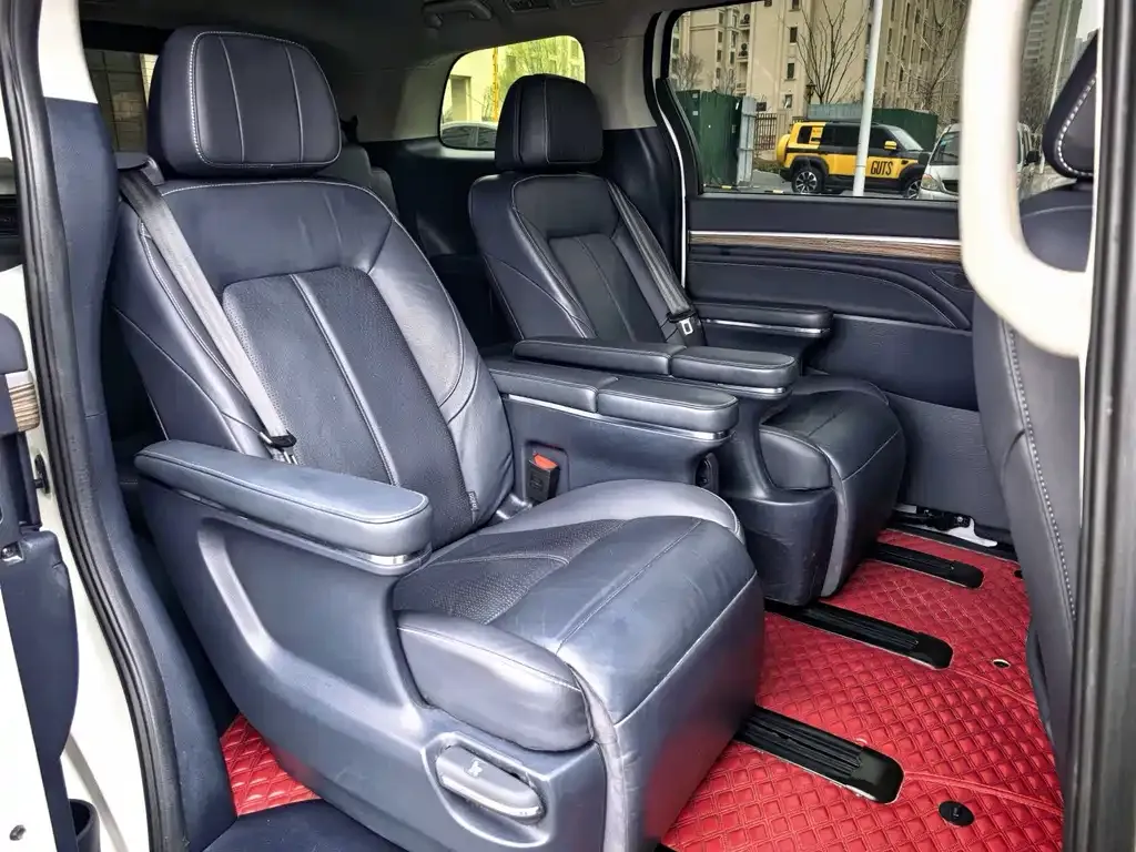 GAC Motor Trumpchi M8 — фото 9