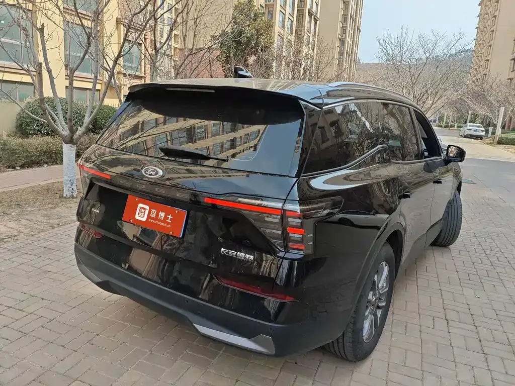 Ford Edge 2025 из CN, фото 3