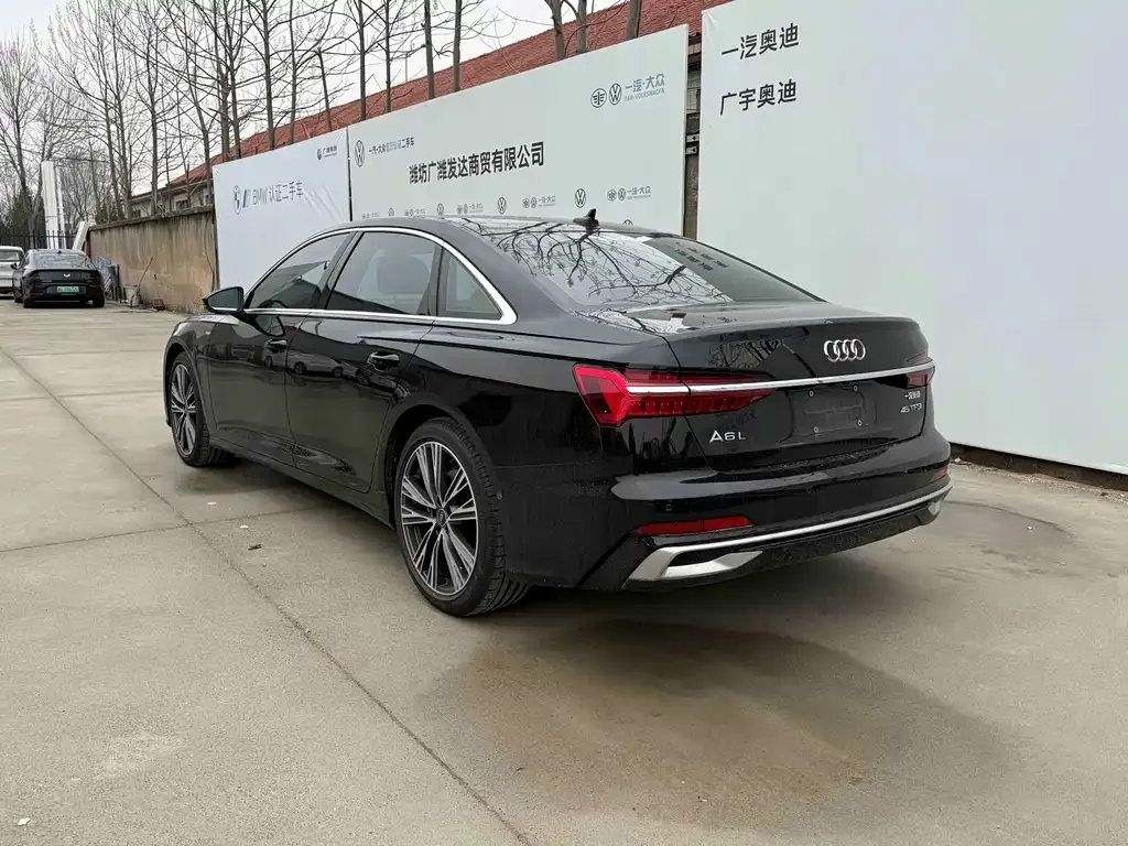 Audi A6L 2024 из CN, фото 3