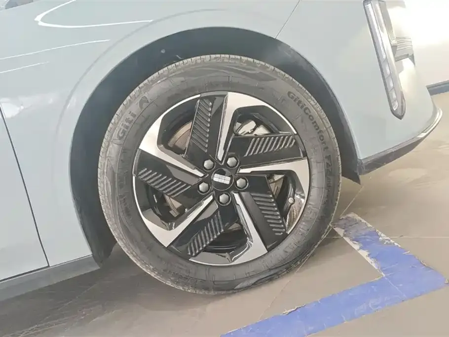 Geely Galaxy L6 2024 из CN, фото 10