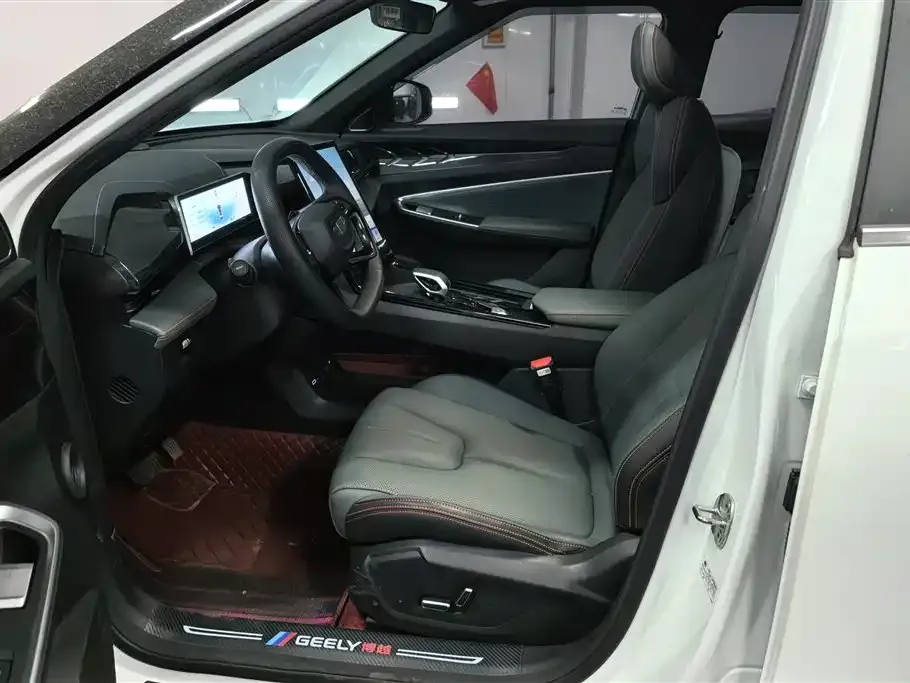 Geely Boyue 2025 из CN, фото 9