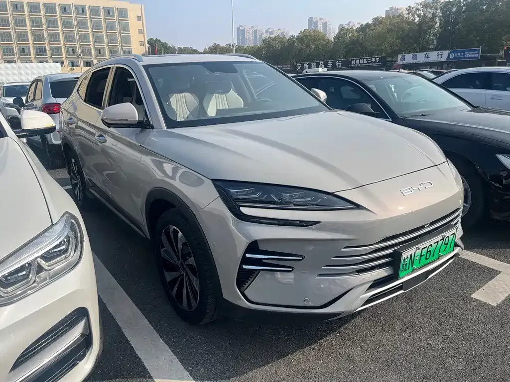 BYD PLUS New Energy — фото 6
