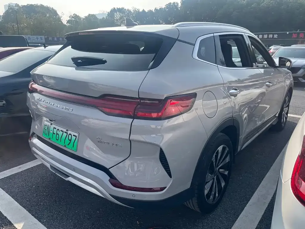 BYD PLUS New Energy — фото 4