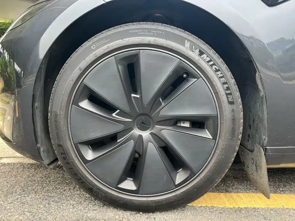 Tesla Model 3 2024 из CN, фото 3
