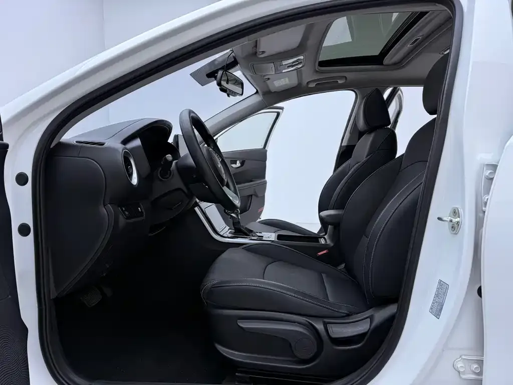 Kia K3 2022 из CN, фото 9