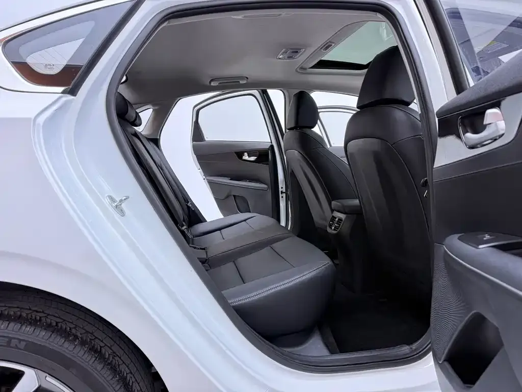 Kia K3 2022 из CN, фото 10