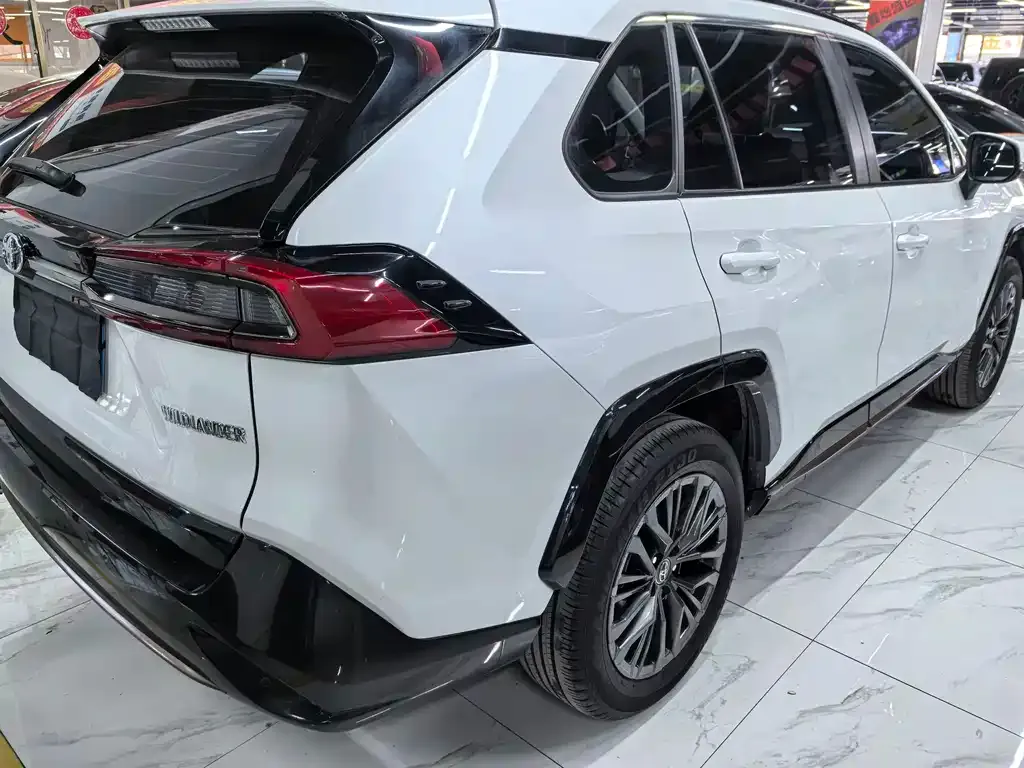 Toyota Wildlander 2025 из CN, фото 8