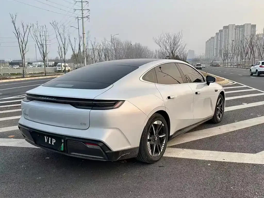 Geely Galaxy E8 2025 из CN, фото 4