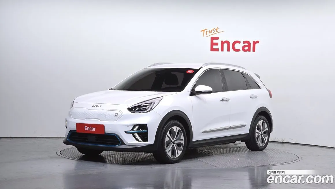 Kia Niro — фото 1