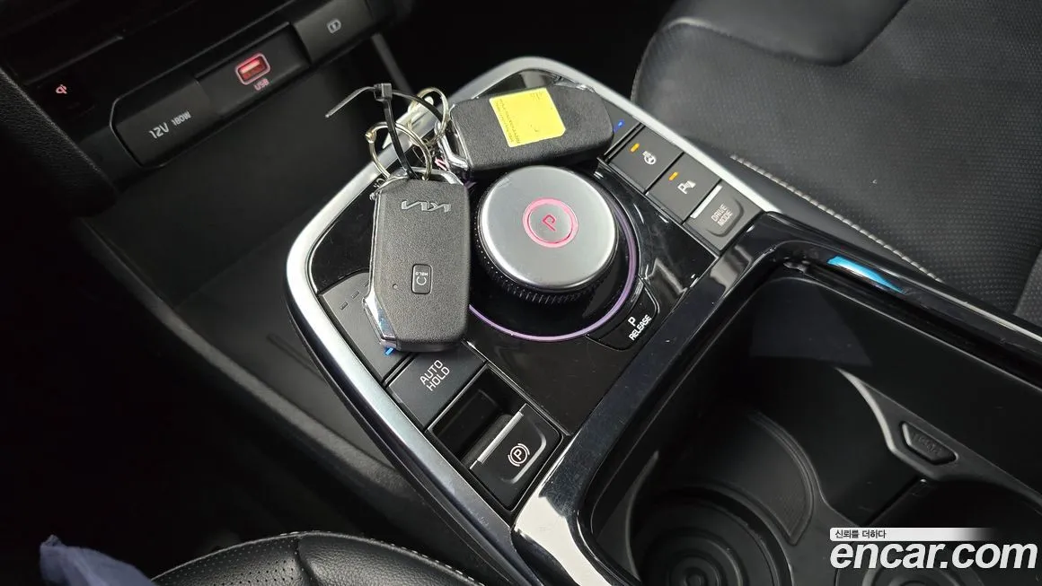 Kia Niro — фото 10
