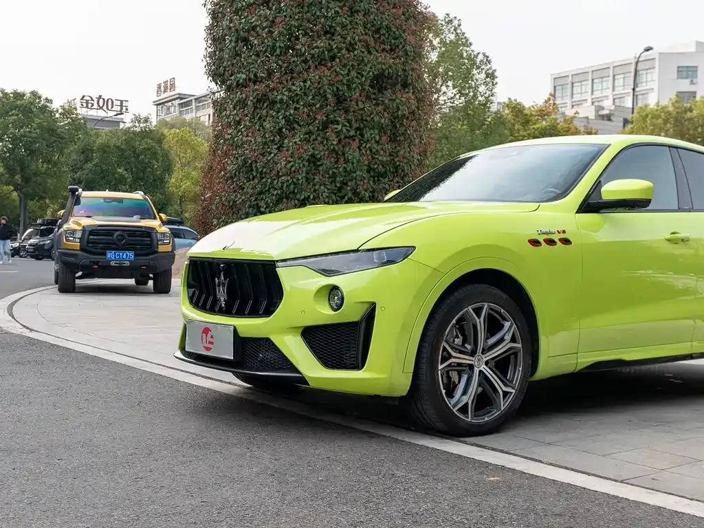 Maserati Levante — фото 4