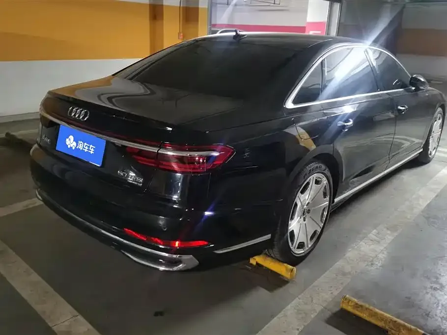 Audi A8 2023 из CN, фото 6