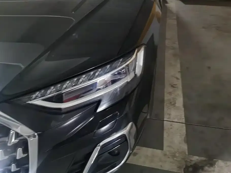 Audi A8 2023 из CN, фото 8