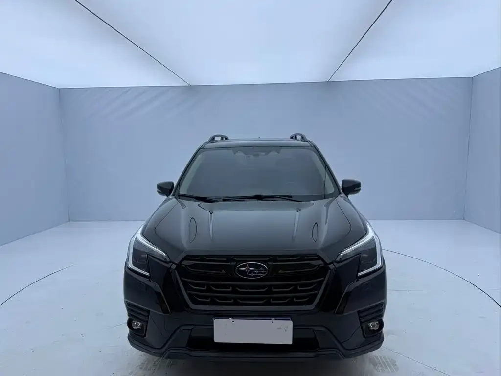 Subaru Forester 2023 из CN, фото 4
