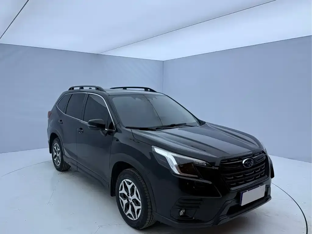 Subaru Forester 2023 из CN, фото 9