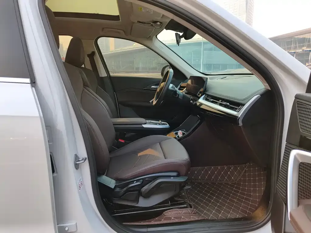 BMW X1 2024 из CN, фото 2