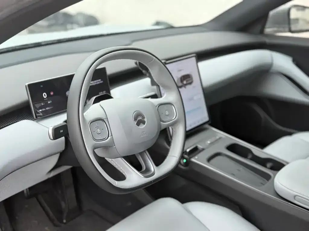 NIO ET5T 2024 из CN, фото 2