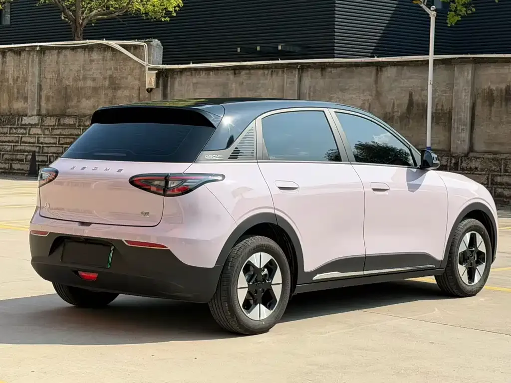 Geely Starburst — фото 2