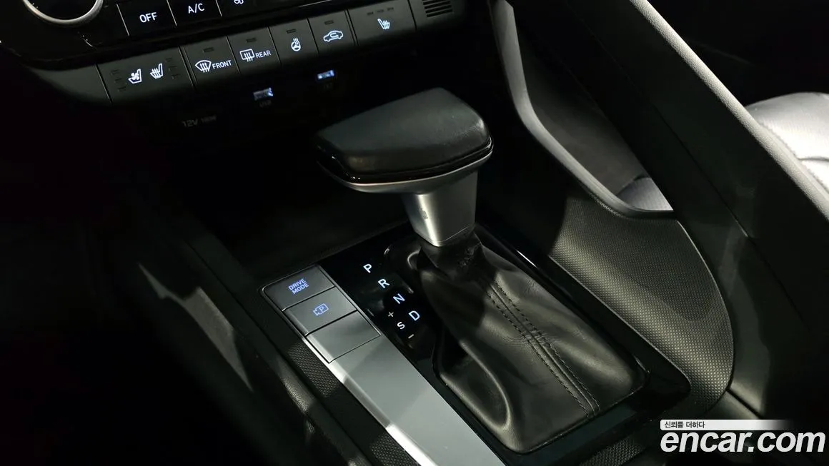 Hyundai AVANTE — фото 3