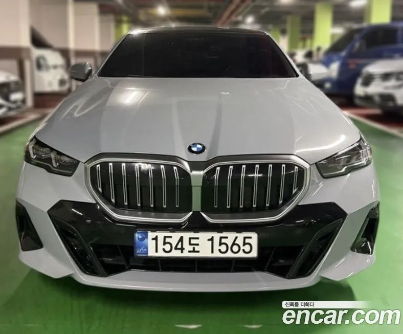 BMW 5-Series 2024 из KR, фото 1