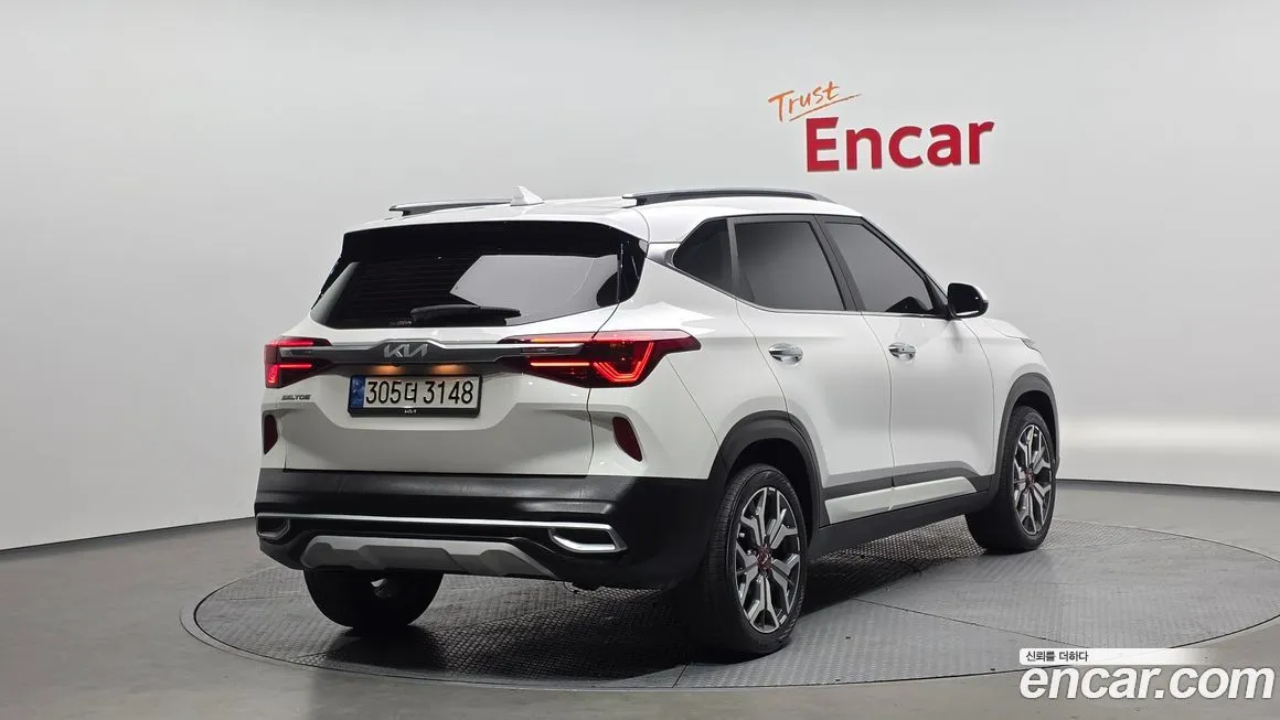 Kia Seltos 2023 из KR, фото 2