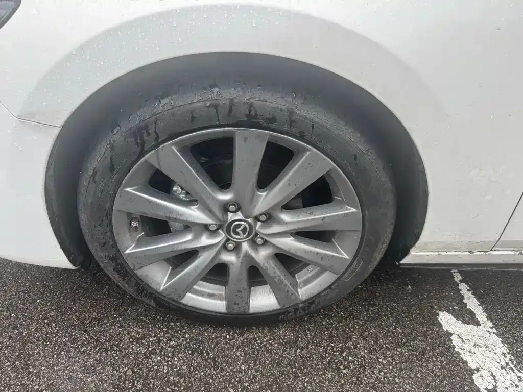 Mazda 3 Axela 2024 из CN, фото 5