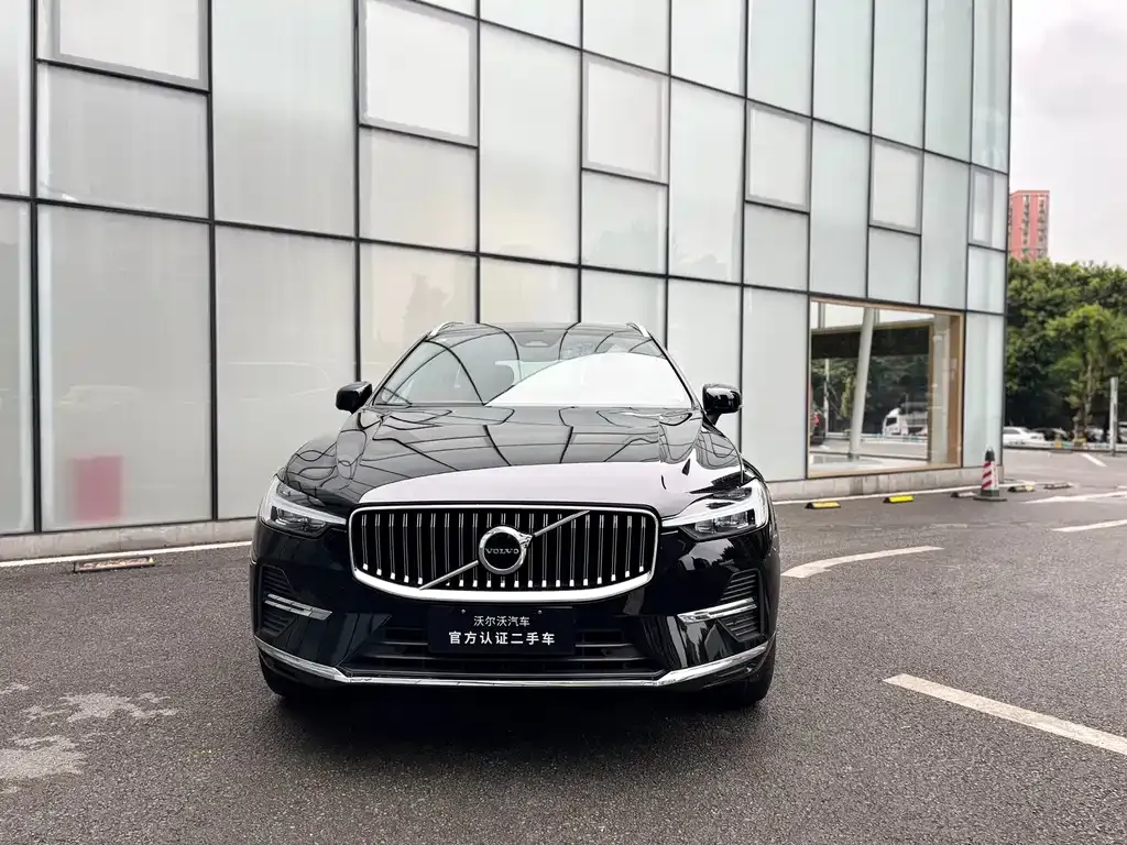 Volvo XC60 — фото 4