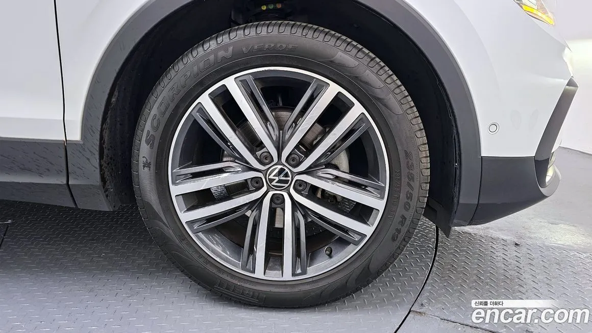Volkswagen Tiguan 2022 из KR, фото 5