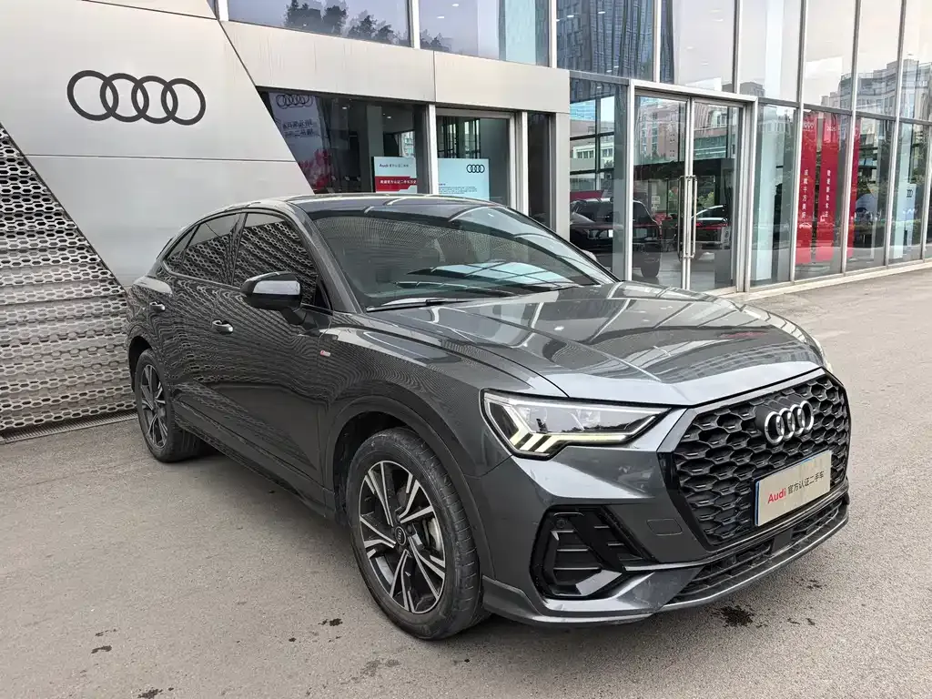 Audi Q3 Sportback 2023 из CN, фото 10