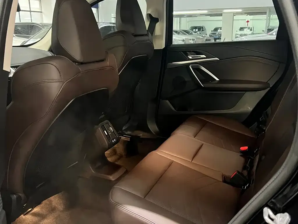 BMW X1 2024 из CN, фото 6