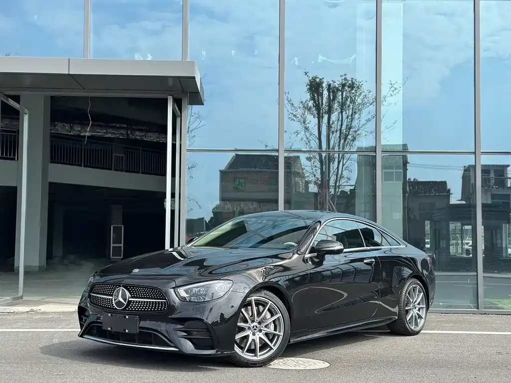 Mercedes-Benz E-Class (Import) — фото 1
