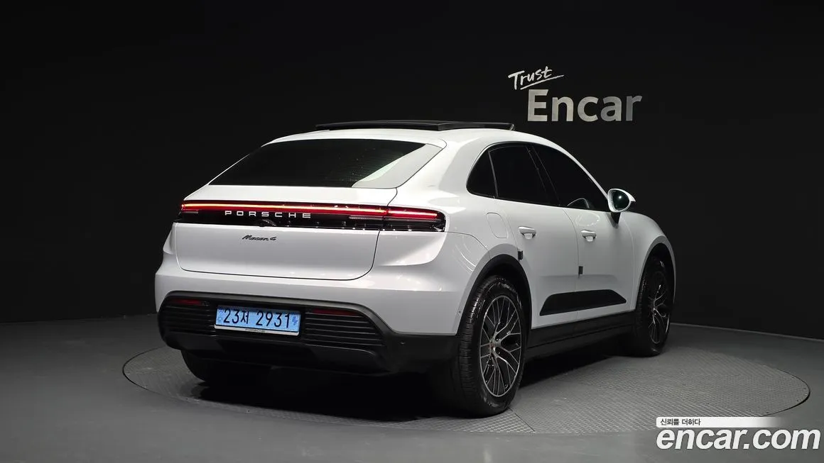 Porsche Macan 2025 из KR, фото 2