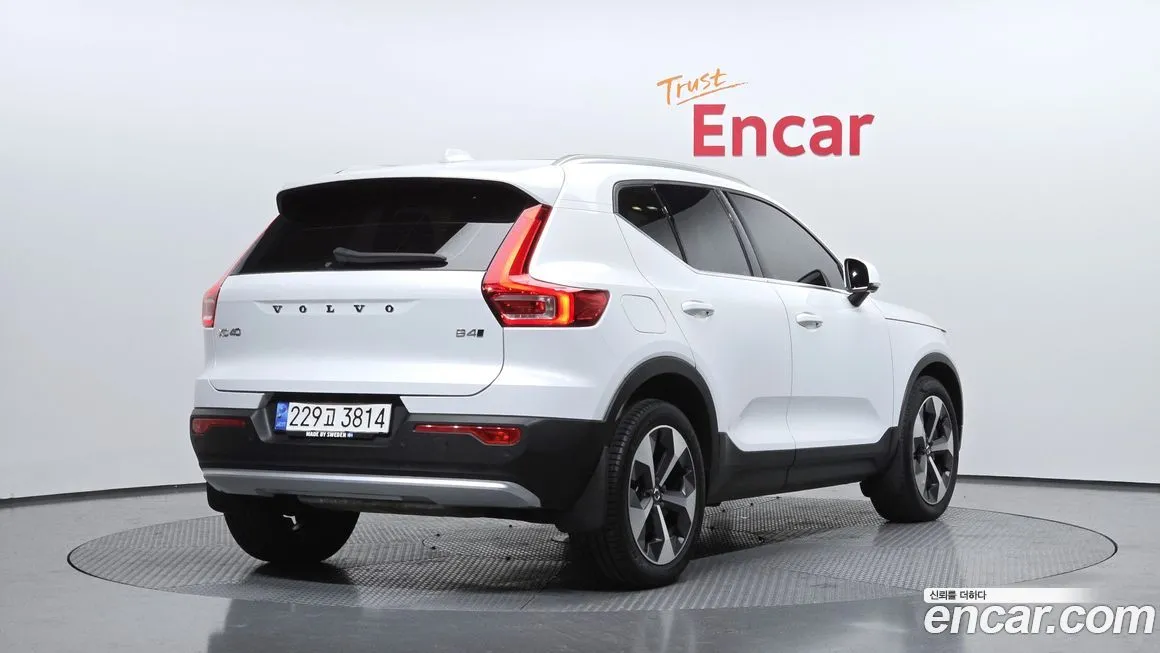 Volvo XC40 2023 из KR, фото 4