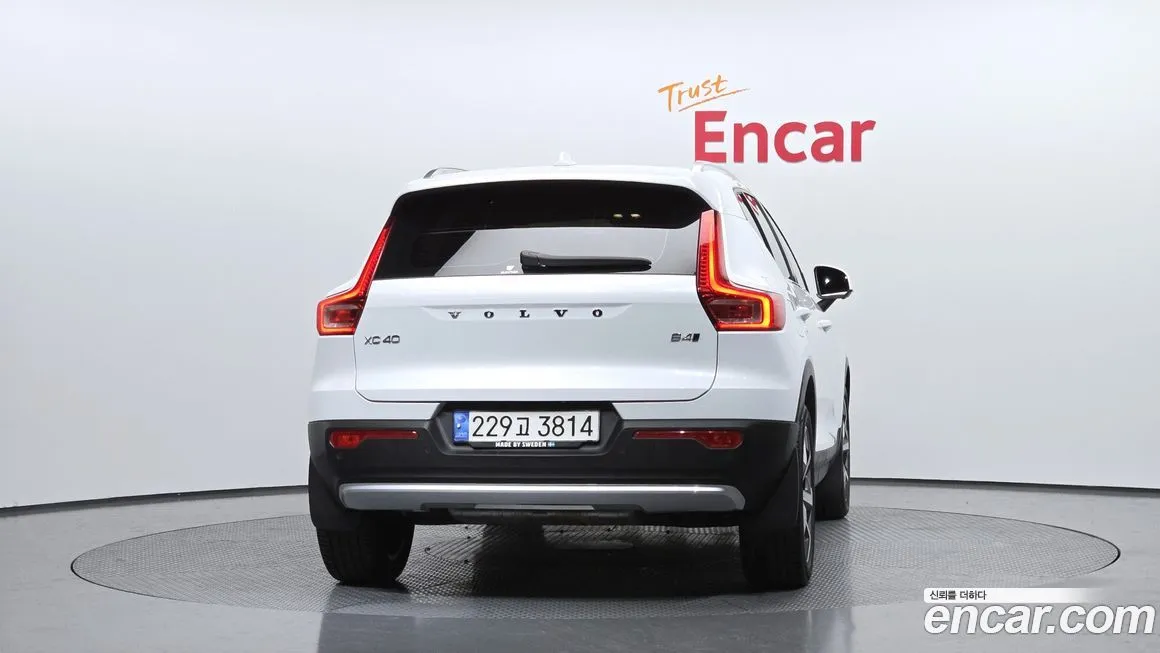 Volvo XC40 2023 из KR, фото 9