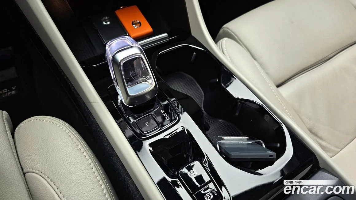 Volvo XC40 2023 из KR, фото 5