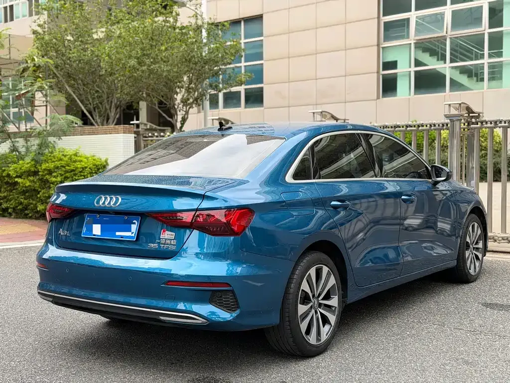 Audi A3 — фото 2